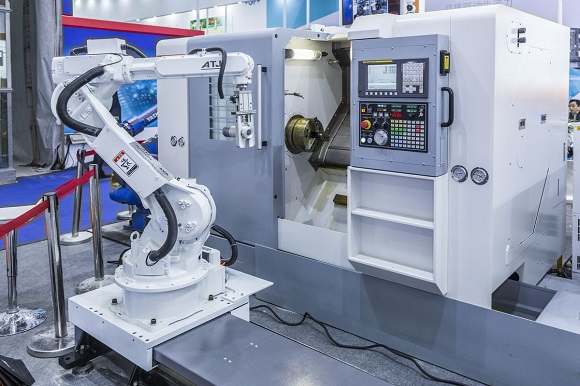 PLC遠(yuǎn)程上下載網(wǎng)關(guān)在數(shù)控機械方面的需求